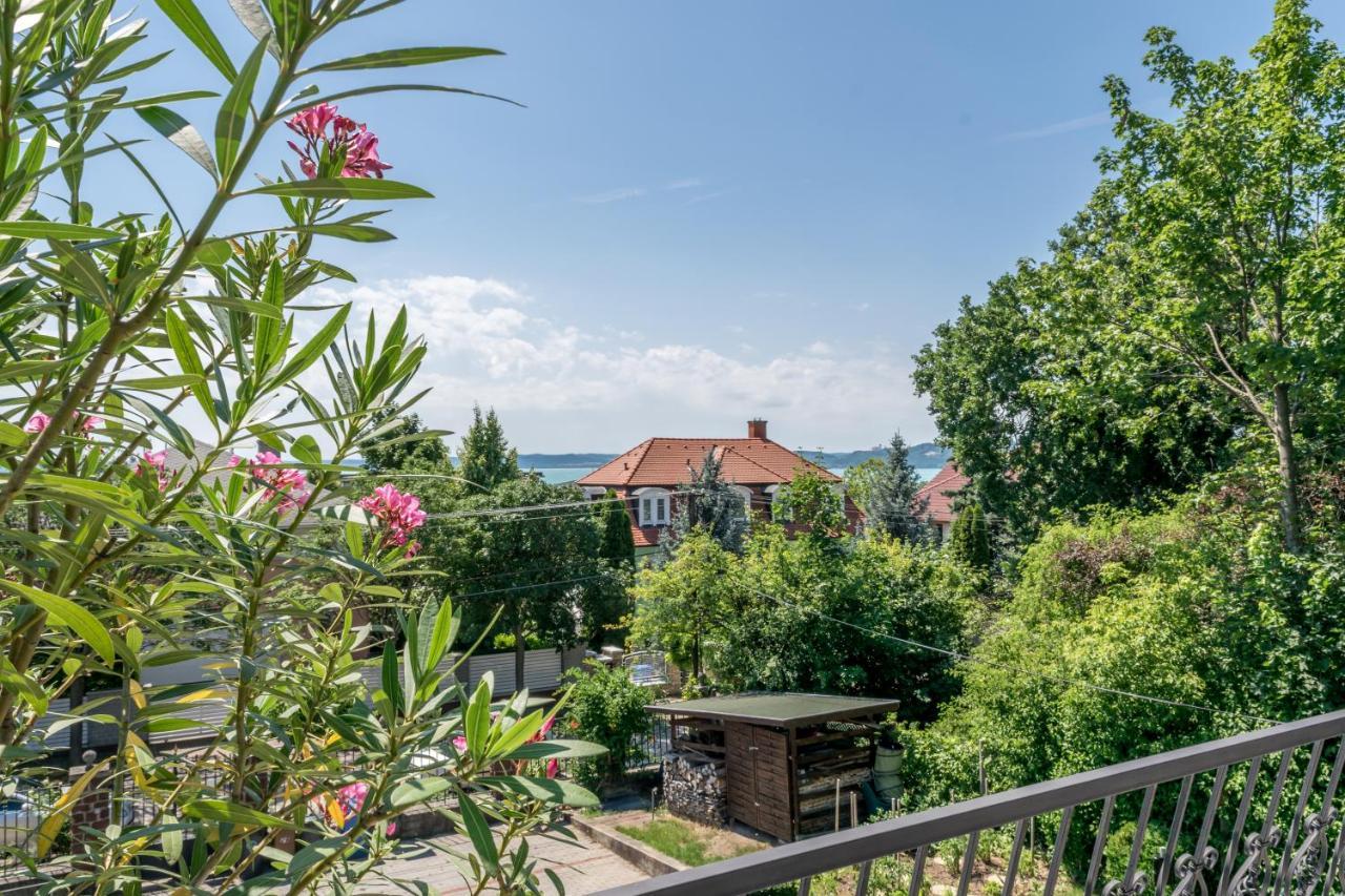 Mikes Vendégház Balatonfüred Exterior foto